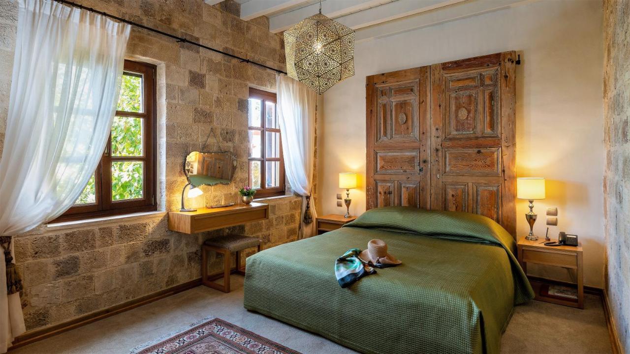 Kokkini Porta Rossa Hotel
